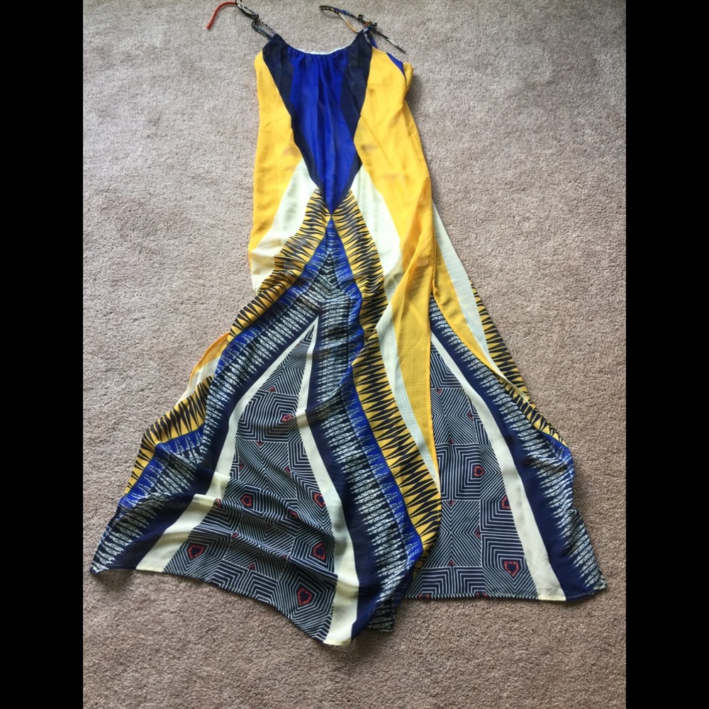Dress - Picture 4 of 5